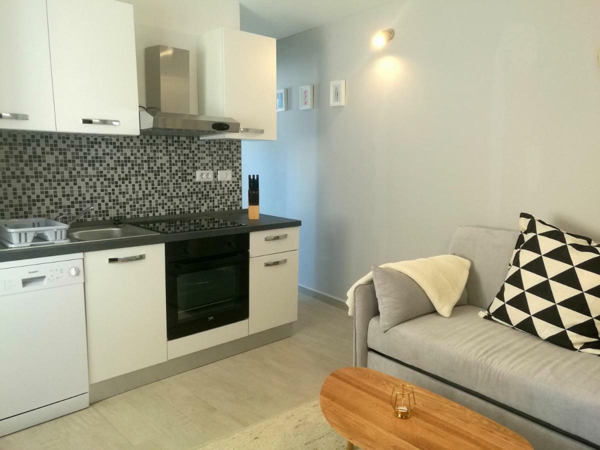 Apartment Seashell Šišan エクステリア 写真