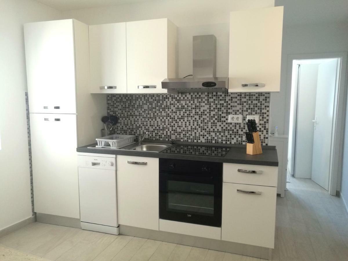 Apartment Seashell Šišan エクステリア 写真